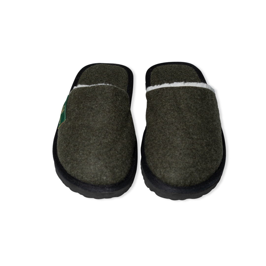 Haus- und Hüttenschuhe aus Merinoloden