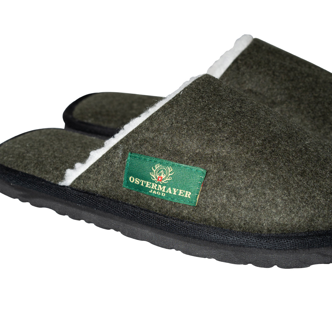 Haus- und Hüttenschuhe aus Merinoloden