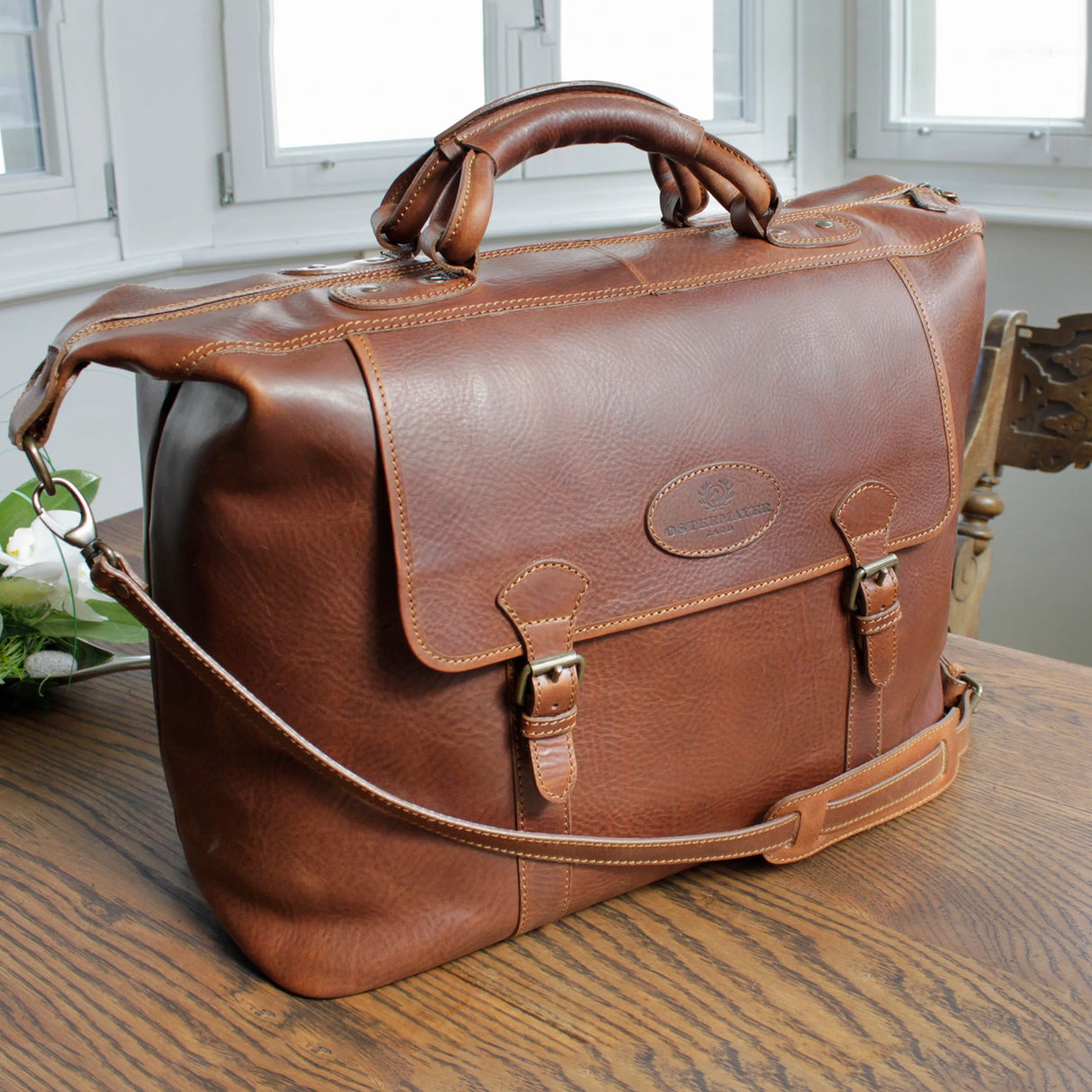 Leder Weekender