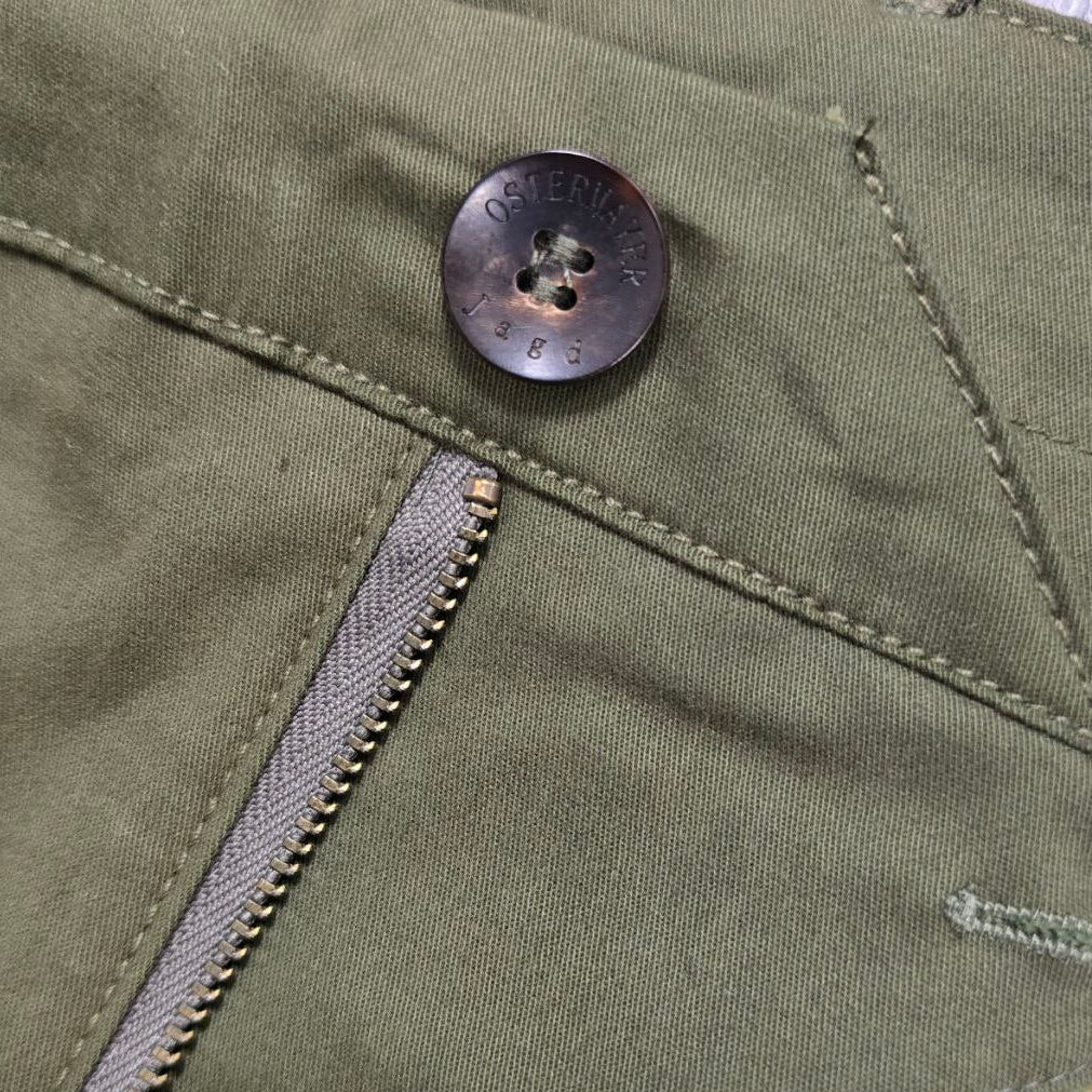 Kurze Chino Oli